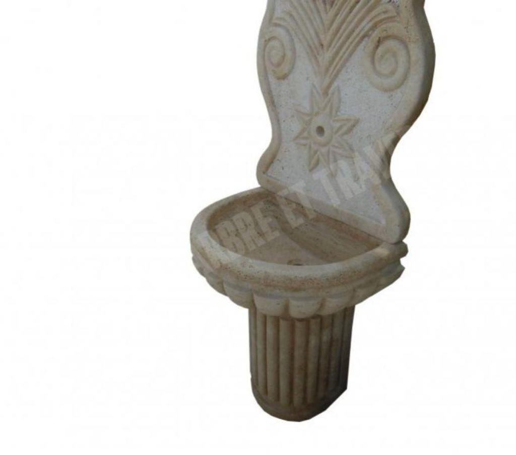  Var Forcalqueiret - 83136 - Photos Vivastreet Travertin Classique Beige Fontaine