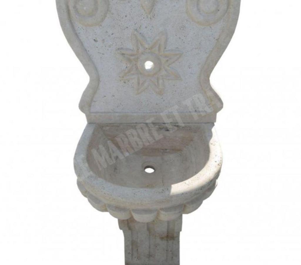  Var Forcalqueiret - 83136 - Photos Vivastreet Travertin Classique Beige Fontaine