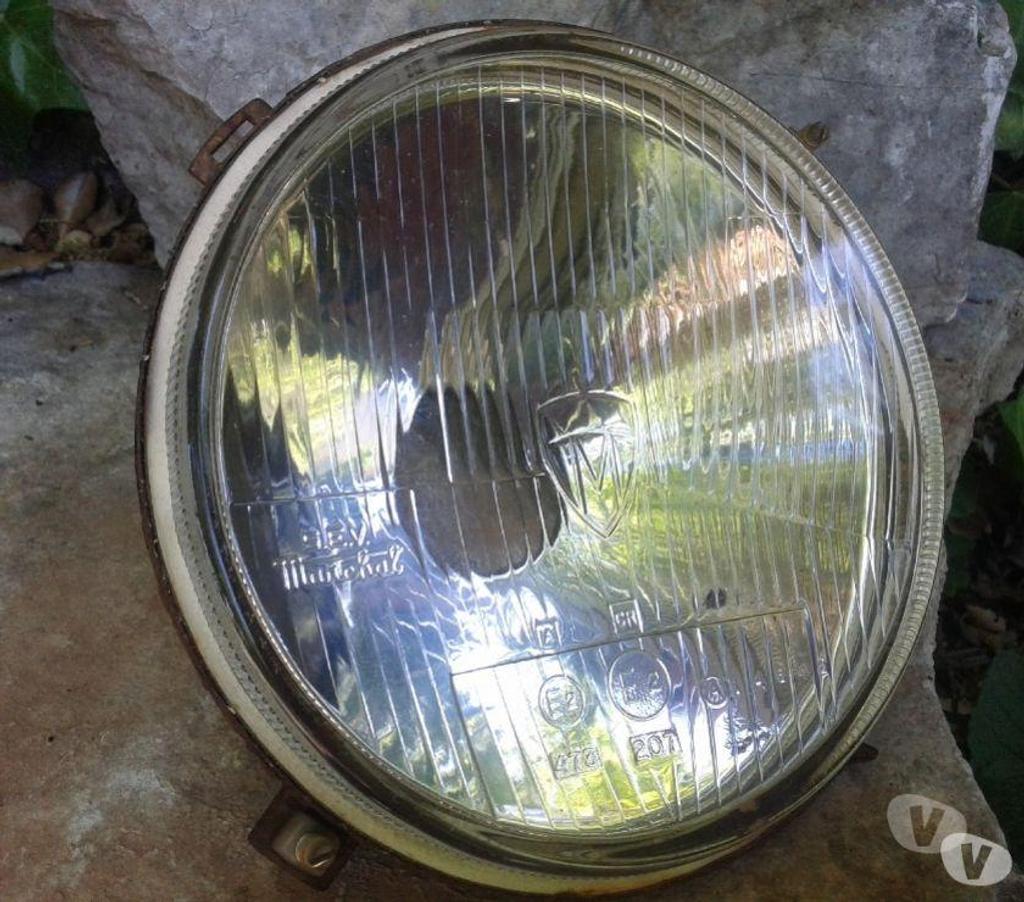 Pièces et services auto Var Cuers - 83390 - Photos Vivastreet 1 phare Marchal 207 Renault 4 , R4 , R6 Rodéo Estafette R8