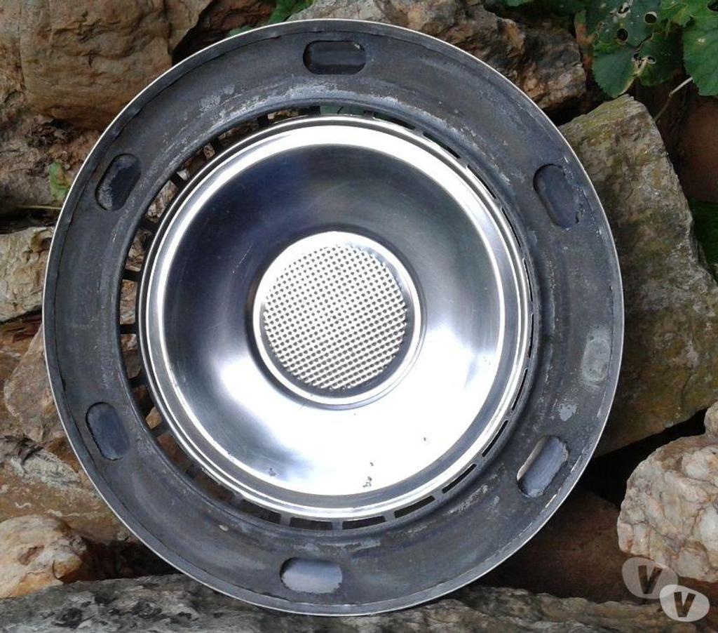 Pièces et services auto Var Cuers - 83390 - Photos Vivastreet Enjoliveur SIMCA Aronde , Elysée