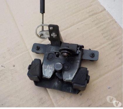 Pièces détachées automobile Perpignan Perpignan - Photos Vivastreet gache de malle arriere avec contacteur bmw e36 touring