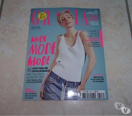 Livres Ardoix Ardèche - Photos Vivastreet Magazine Grazia N°398 - Semaine du 2 au 80617