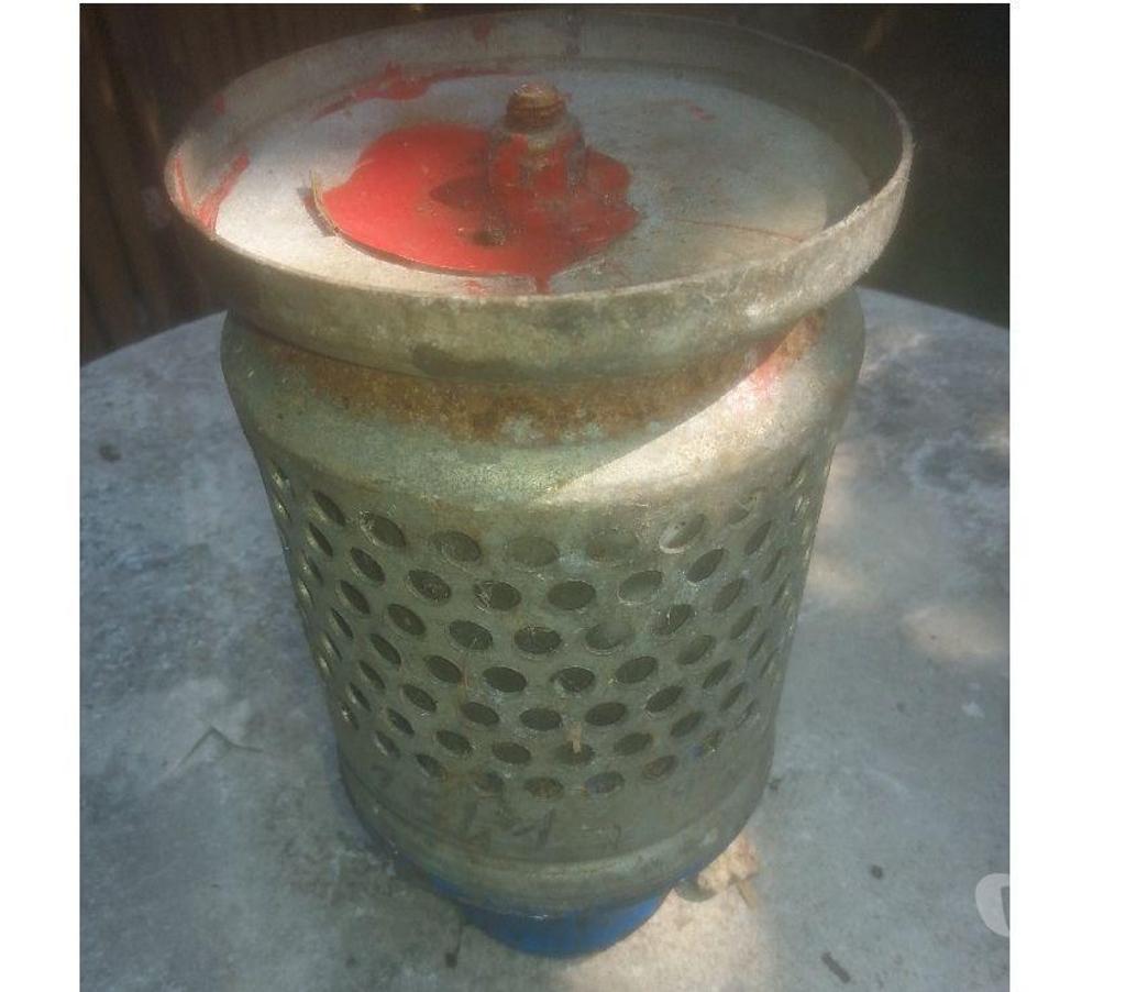 Matériel Seine-et-Marne Montceaux les Provins - 77151 - Photos Vivastreet crépine 12 cm