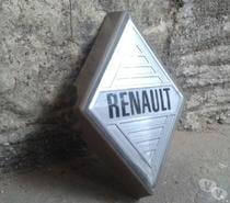 emblème , insigne , logo , écusson , badge Renault 4 , R4