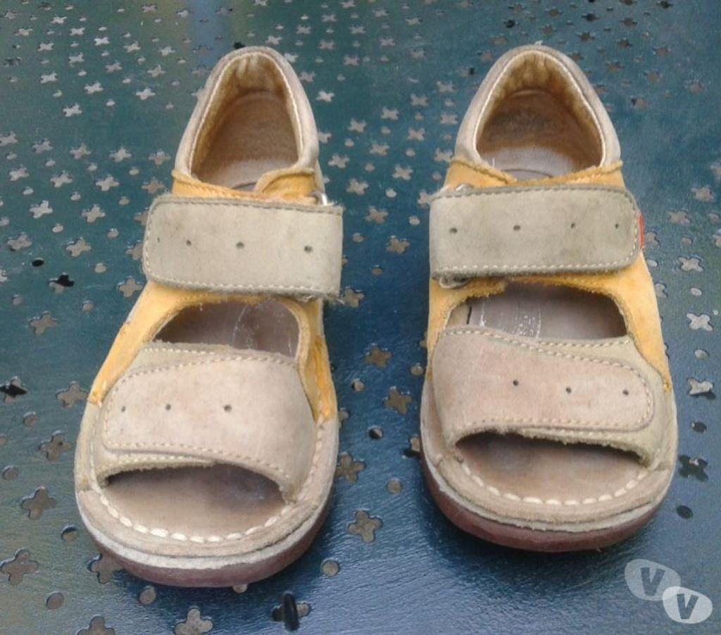 Chaussures Var Pierrefeu du Var - 83390 - Photos Vivastreet sandales Kickers P25