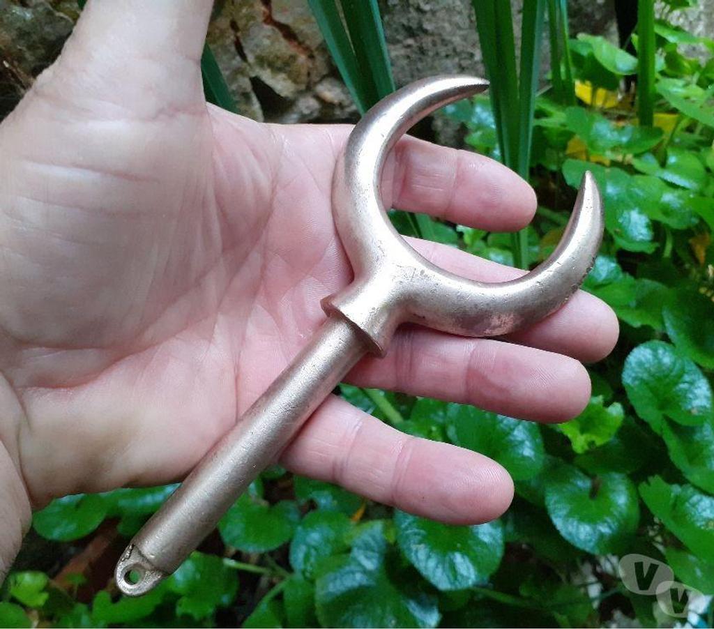 Accessoires bateau Var Pierrefeu du Var - 83390 - Photos Vivastreet ancienne dame de nage bronze