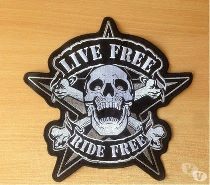 Accessoires moto d'occasion Carnon Hérault - Photos Vivastreet écusson dorsal xl motard biker harley tête de mort 30x27 cm