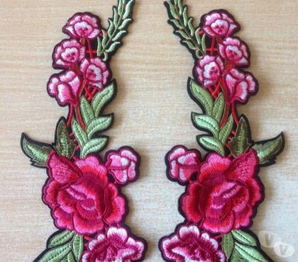 Accessoires & Bagagerie Carnon Hérault - Photos Vivastreet écusson brodé paire de roses thermocollant 26x9 cm