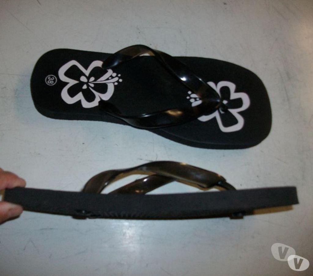 Chaussures Bas-Rhin Bouxwiller - 67330 - Photos Vivastreet Tongs pointure 38 Rouge et Noir-neuves