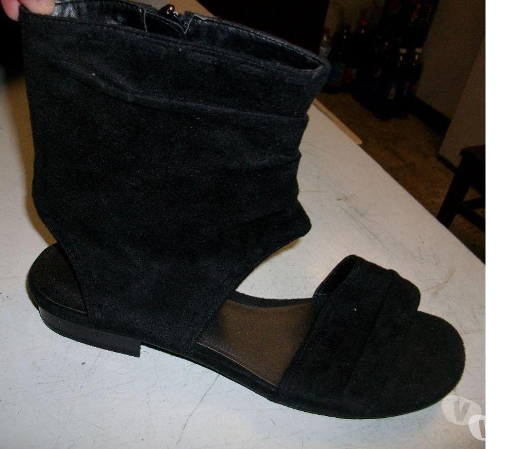 Chaussures Bas-Rhin Bouxwiller - 67330 - Photos Vivastreet Sandales hautes Noir daim à tirette pt 38-neuves
