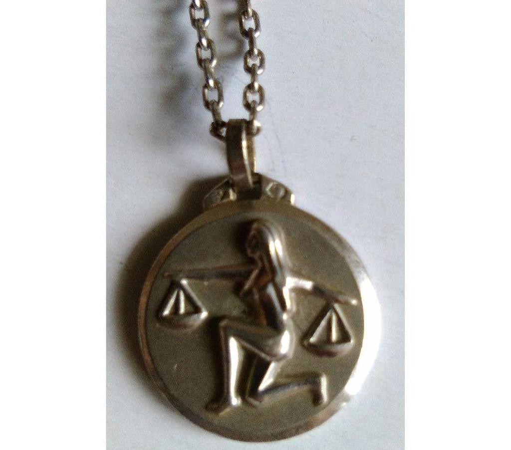 Bijoux occasion Ain Belley - 01300 - Photos Vivastreet MEDAILLE ARGENT BALANCE