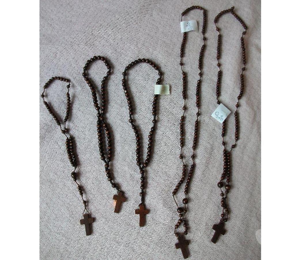 Bijoux occasion Bas-Rhin Bouxwiller - 67330 - Photos Vivastreet Bijoux pacotille "Rebelles" et "Tête de Mort"