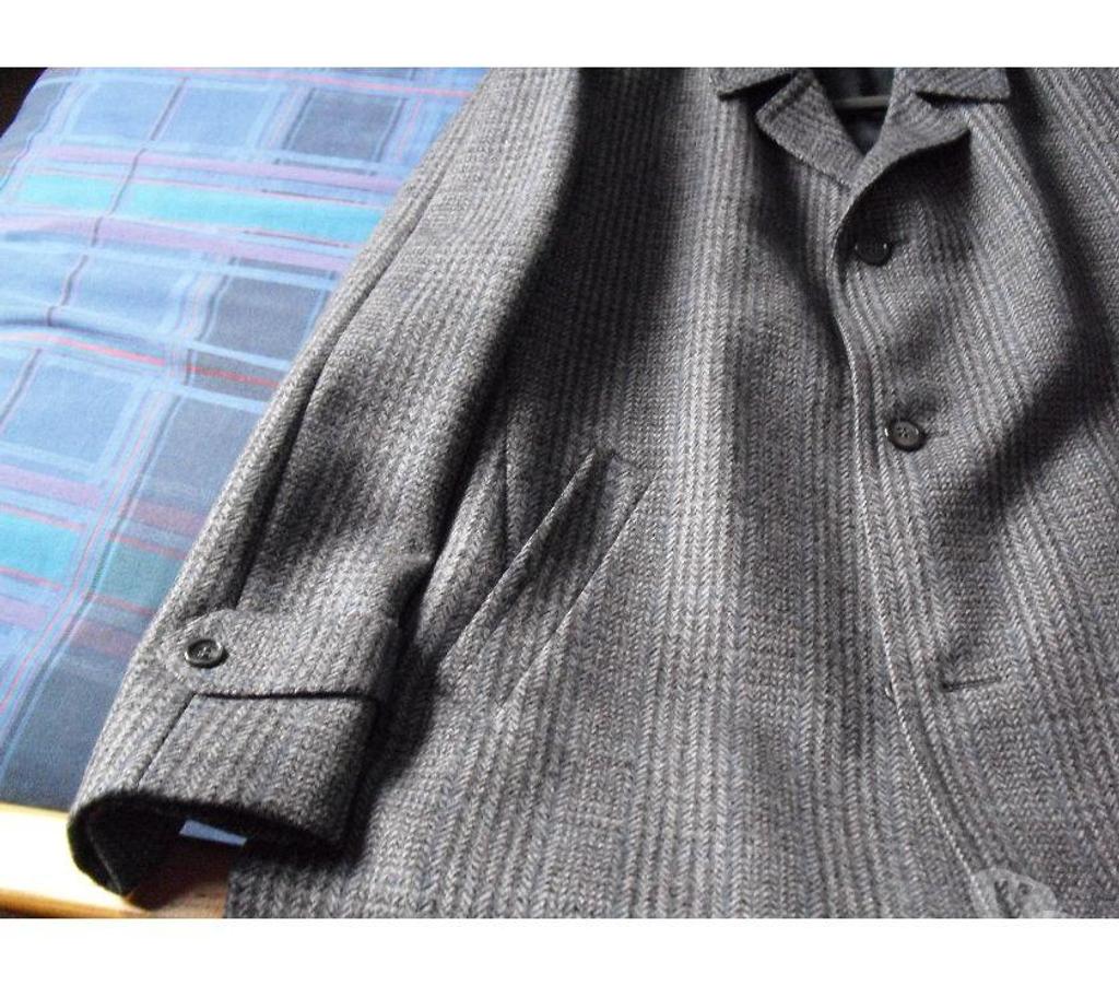 Vêtements occasion Pas-de-Calais Noyelles Godault - 62950 - Photos Vivastreet manteau homme 