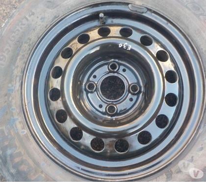 Pièces détachées auto Perpignan Perpignan - Photos Vivastreet jante bmw e30E21 14 pouces