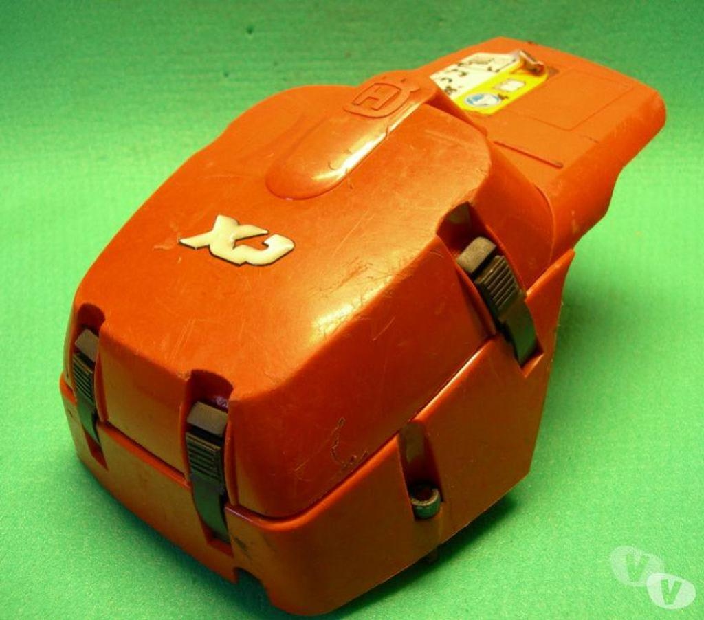  Haute-Savoie Peillonnex - 74250 - Photos Vivastreet capot de tronconneuse Husqvarna 385 et 390 XP