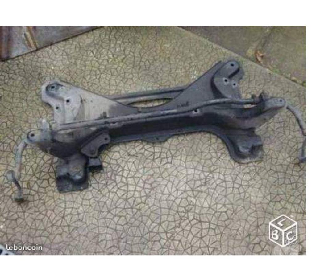 Pièces et services auto Seine-et-Marne Montceaux les Provins - 77151 - Photos Vivastreet berceau 405 peugeot 