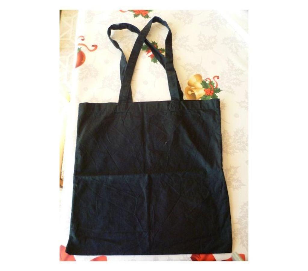 Accessoires - Bagagerie Moselle Hauconcourt - 57280 - Photos Vivastreet Sac shopping Twilight film ciné Edward volturi vampire bella