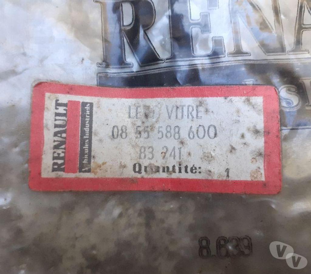 Pièces et services auto Var Pierrefeu du Var - 83390 - Photos Vivastreet mecanisme leve vitre SAVIEM SG2 SG3 SG4 SG5 TRM etc 