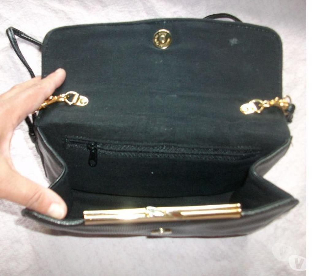 Accessoires - Bagagerie Bas-Rhin Bouxwiller - 67330 - Photos Vivastreet Pochettes de Soirée de 0,50 € à 3,50 €