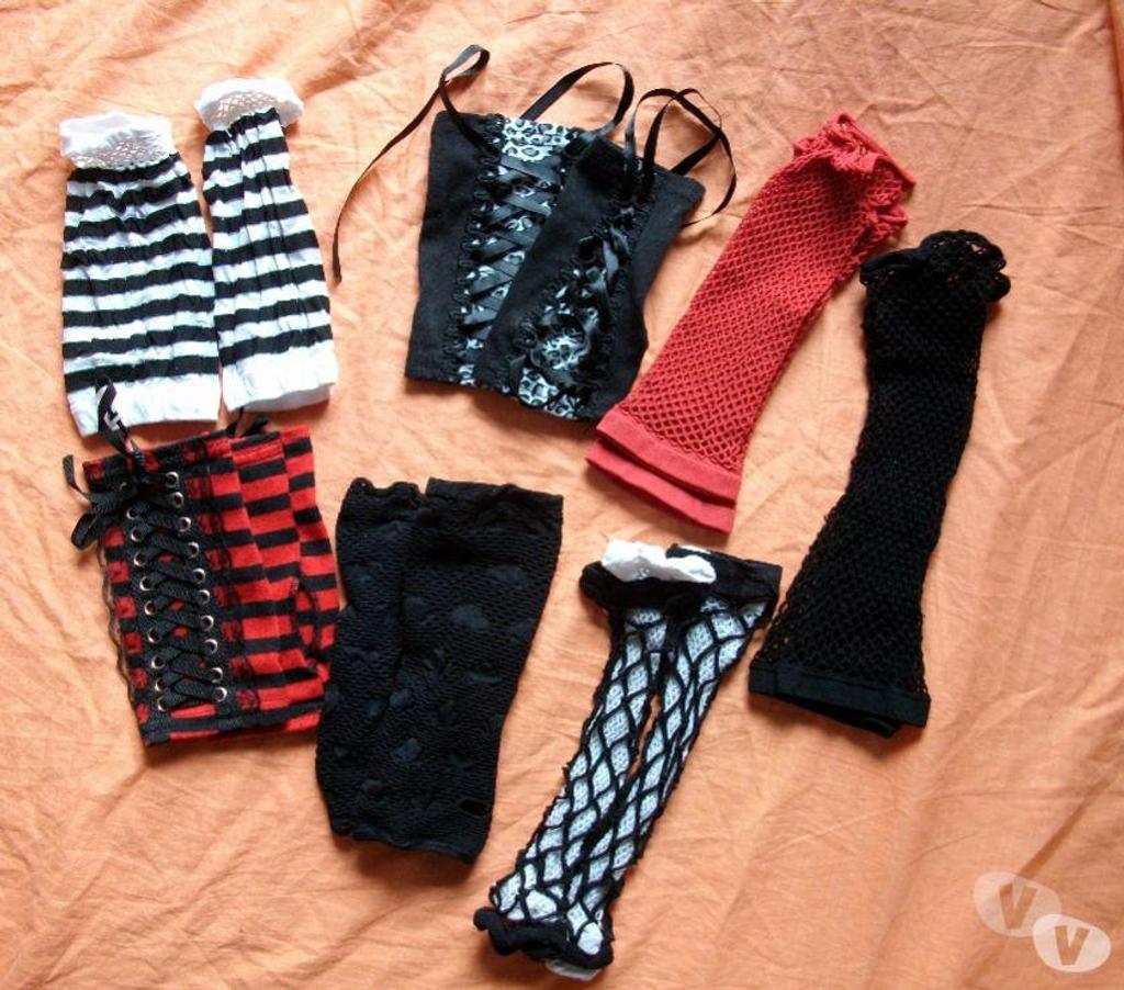 Accessoires - Bagagerie Bas-Rhin Bouxwiller - 67330 - Photos Vivastreet Mitaines - diverses paires