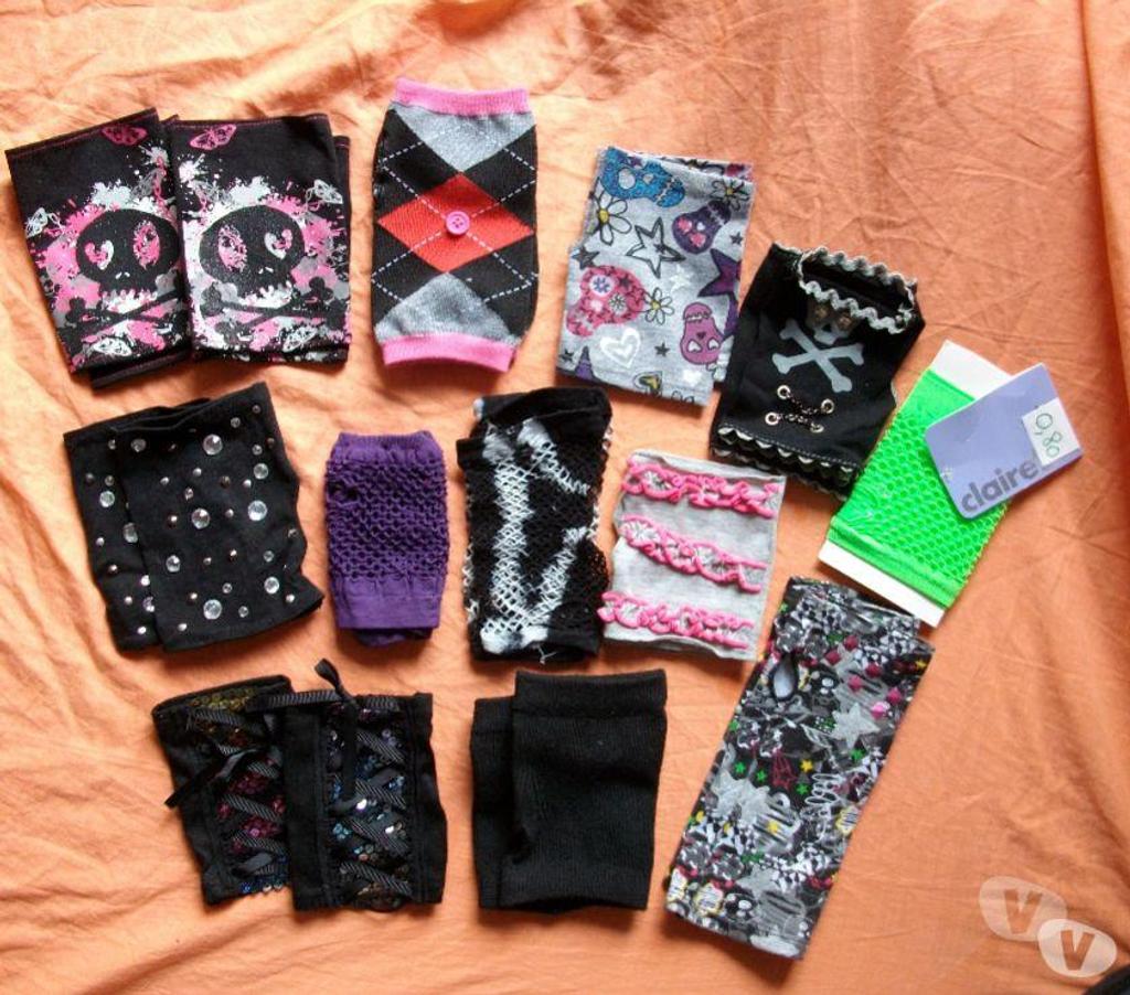 Accessoires - Bagagerie Bas-Rhin Bouxwiller - 67330 - Photos Vivastreet Mitaines - diverses paires