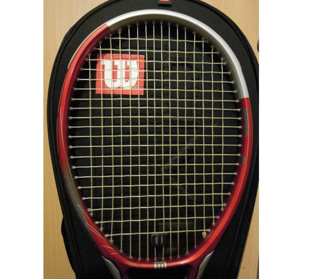 Matériel de sport Lot-et-Garonne Villeneuve sur Lot - 47300 - Photos Vivastreet raquette tennis WILSON Triad 5 grip 4 TBE
