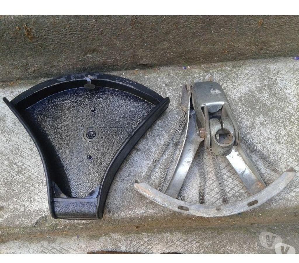 Pièces et services moto Var Pierrefeu du Var - 83390 - Photos Vivastreet selle Denfeld , BMA , vélomoteur Sachs triumph etc