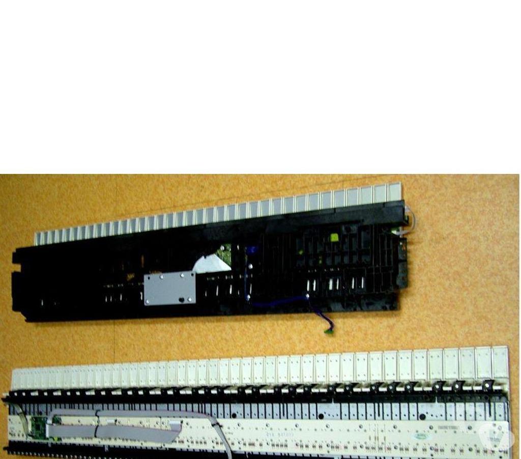 Instruments de musique Bas-Rhin Mommenheim - 67670 - Photos Vivastreet KORG Pa600 à PA1000 - claviers nus seuls