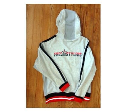 Vêtements occasion Soissons Aisne - Photos Vivastreet VESTE SURVETEMENT NIKE – Taille M