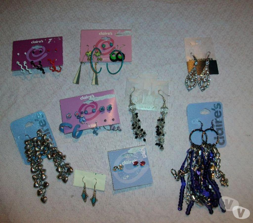 Bijoux occasion Bas-Rhin Bouxwiller - 67330 - Photos Vivastreet Bijoux Fantaisie (boucles d'oreilles, colliers, bracelets..)