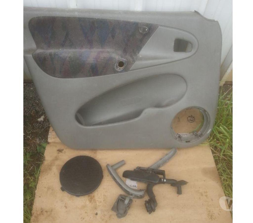 Pièces et services auto Seine-et-Marne Montceaux les Provins - 77151 - Photos Vivastreet intérieur porte xsara