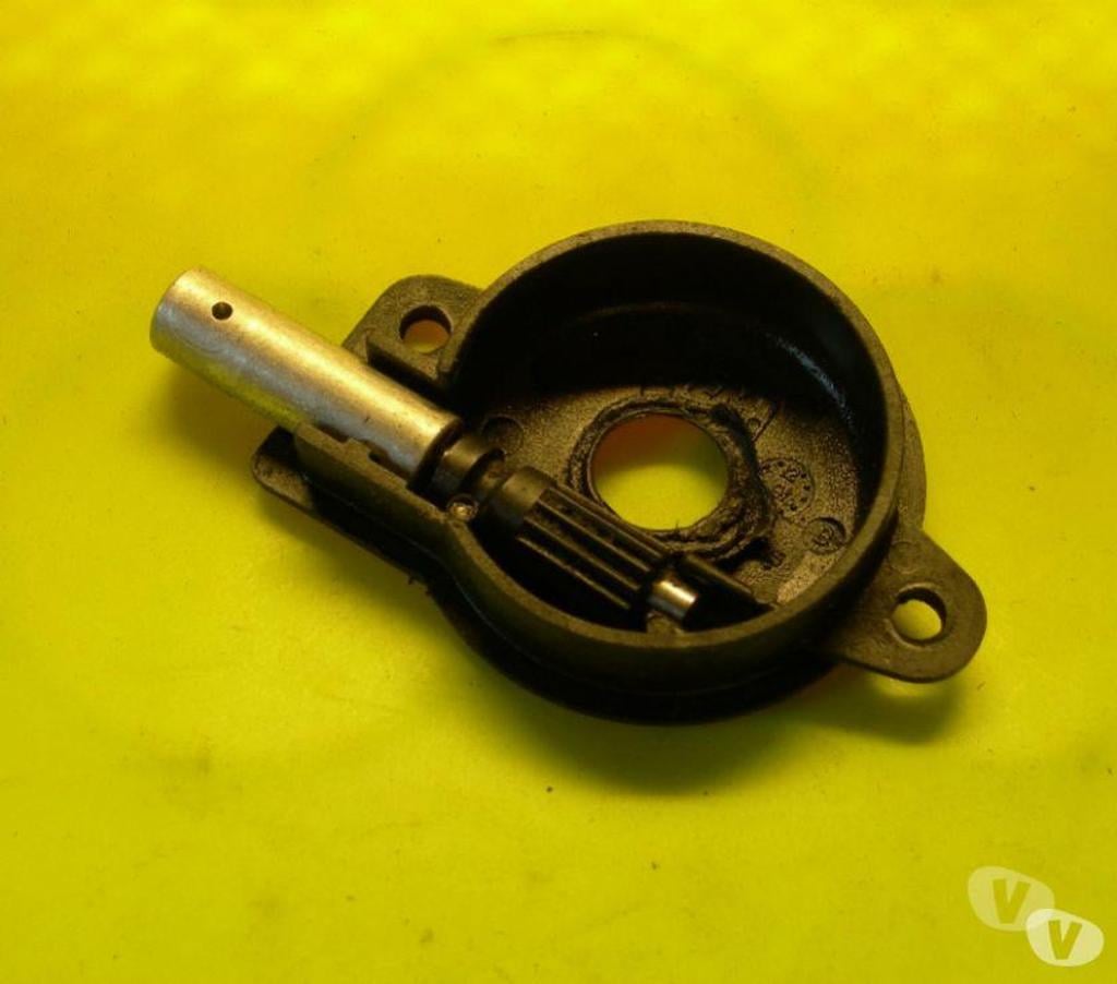  Haute-Savoie Marcellaz - 74250 - Photos Vivastreet pompe à huile de tronconneuse Jonsered 2036 