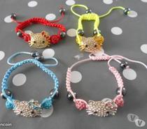 bracelet chat hello kitty