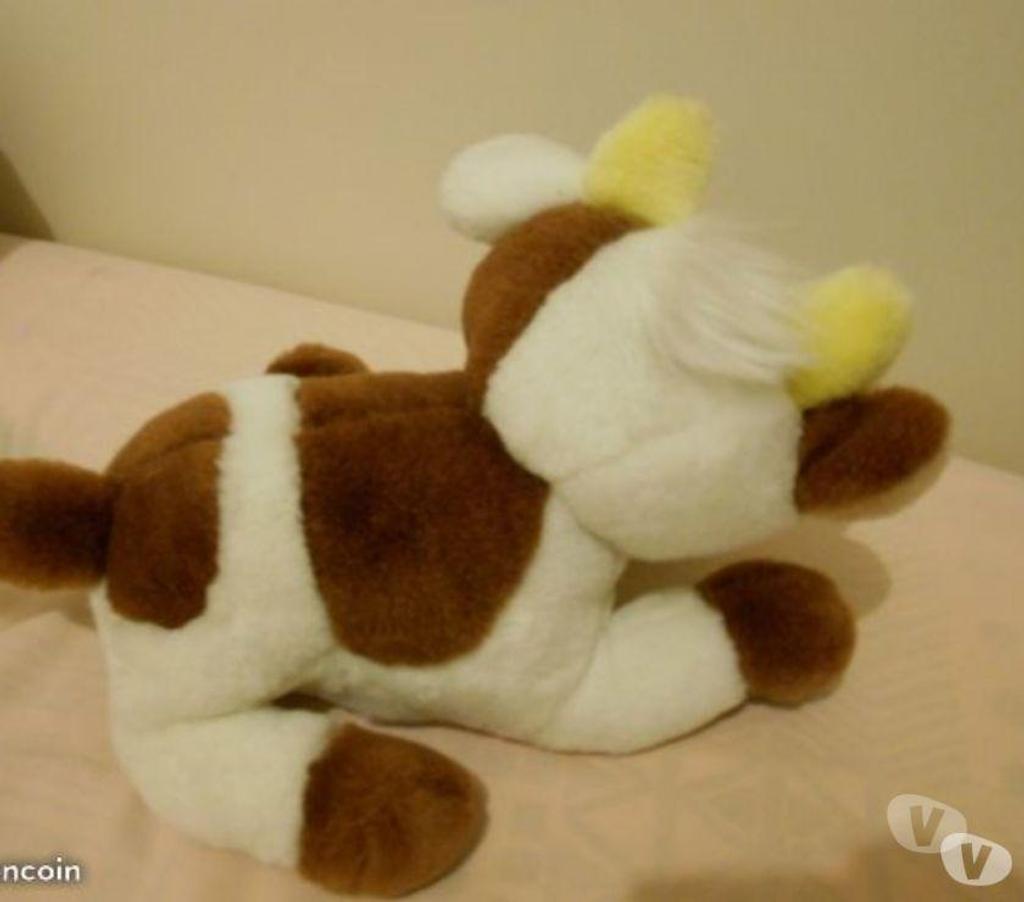 Jeux - Jouets Marne Courcy - 51220 - Photos Vivastreet peluche vache rigolote