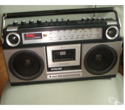 Photo - Video - Son Fontenay le Fleury Yvelines - Photos Vivastreet Radio cassette portable PRESTIGE BOX 2 x 2W