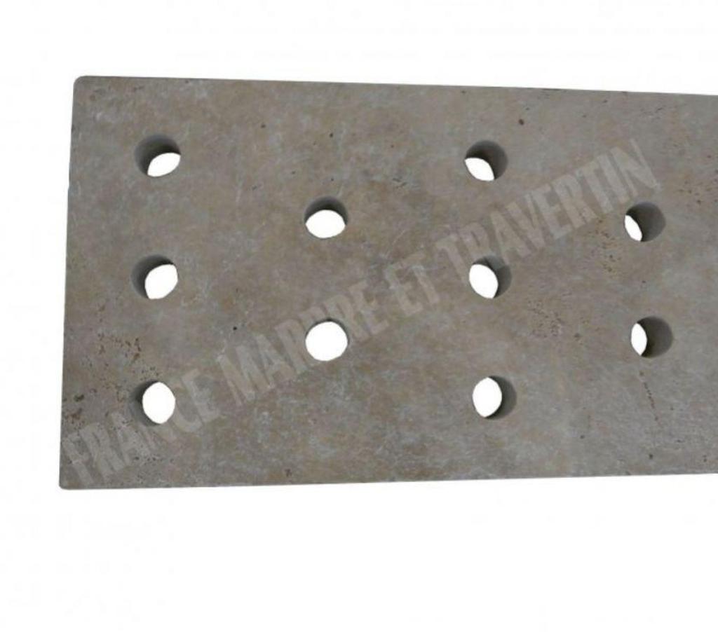  Var Forcalqueiret - 83136 - Photos Vivastreet Travertin Classique Grille Perfore 25x61 cm REF 858