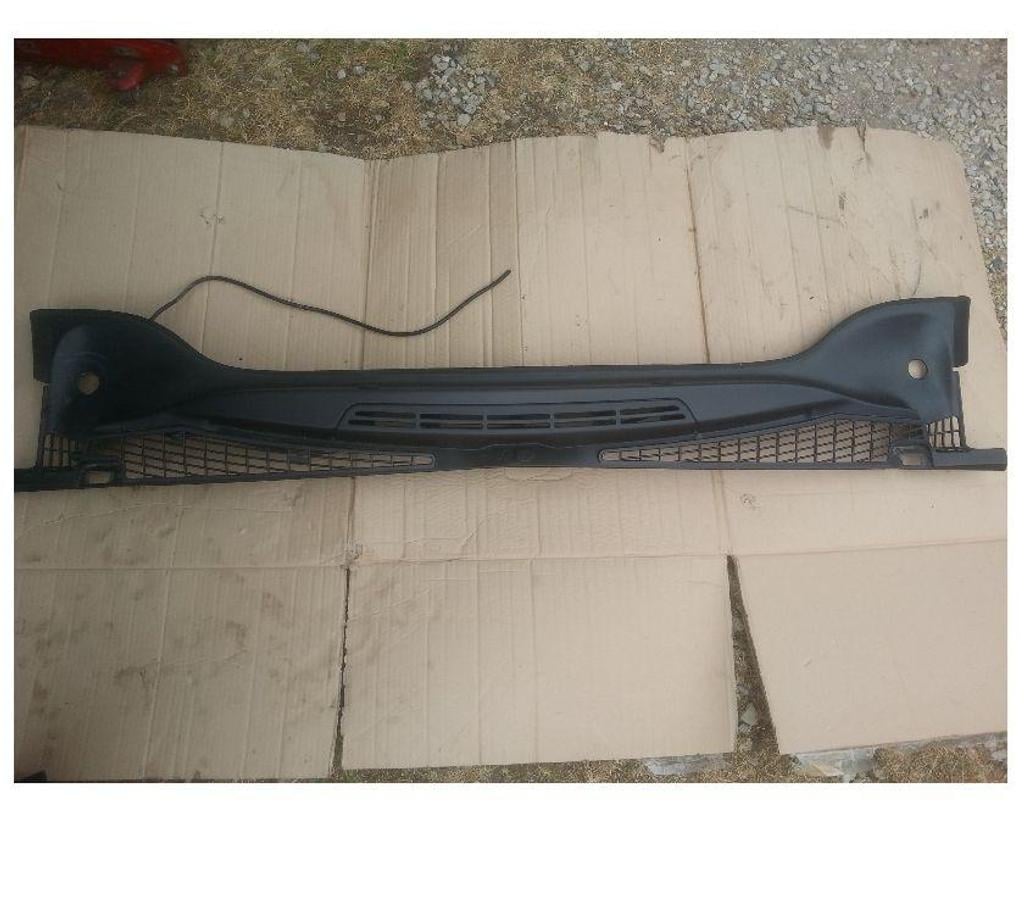 Pièces et services auto Seine-et-Marne Montceaux les Provins - 77151 - Photos Vivastreet plastique pare brise xsara picasso