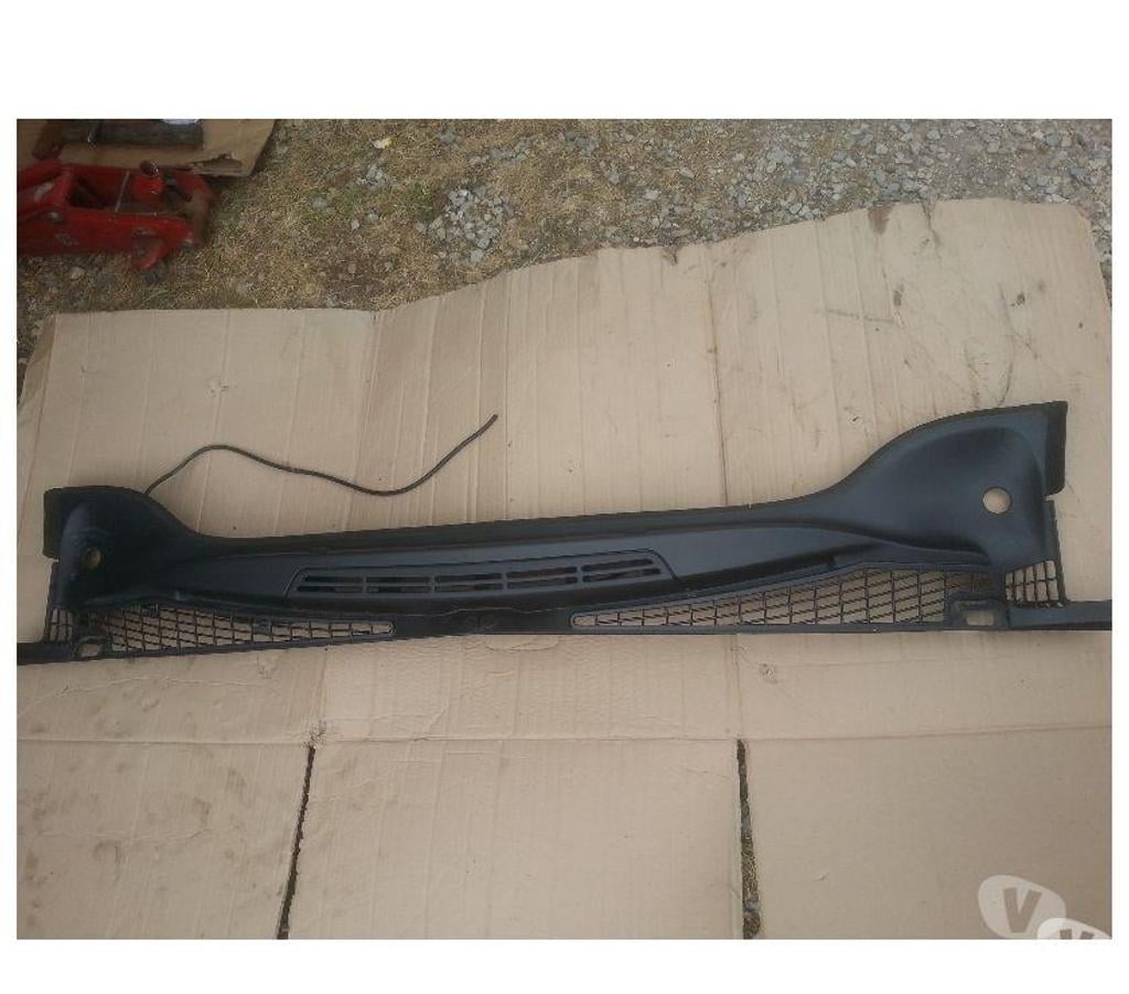 Pièces et services auto Seine-et-Marne Montceaux les Provins - 77151 - Photos Vivastreet plastique pare brise xsara picasso