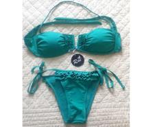 MAILLOT DE BAIN DEUX PIECES NEUF
