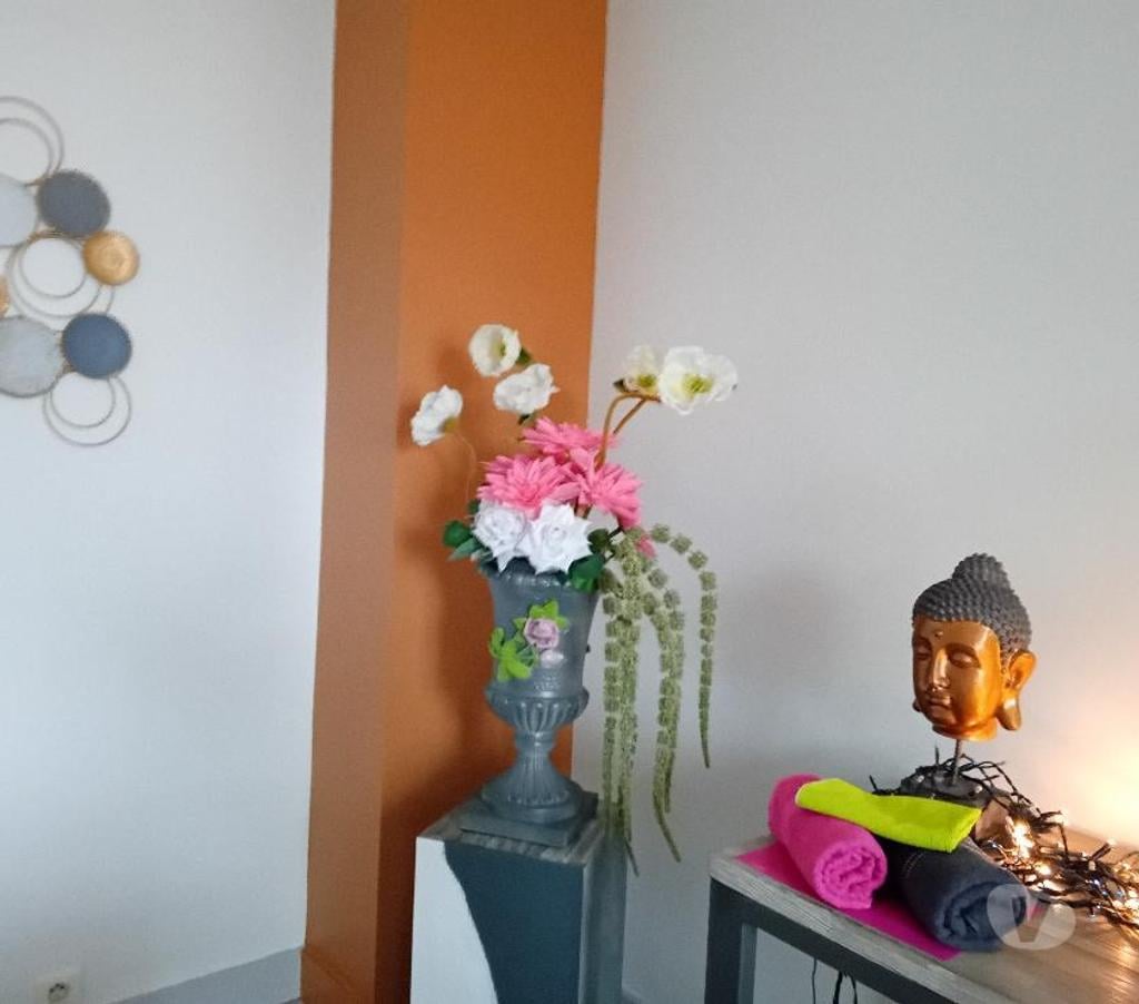 Massages Morbihan Vannes - 56000 - Photos Vivastreet Soins relaxants,détente,massages complets.