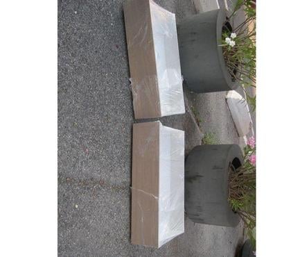 Ameublement & art de la table Aix en Provence Aix en Provence - Photos Vivastreet RANGEMENT POUR LIT HAUT 2 PIECES MARRON BLANC