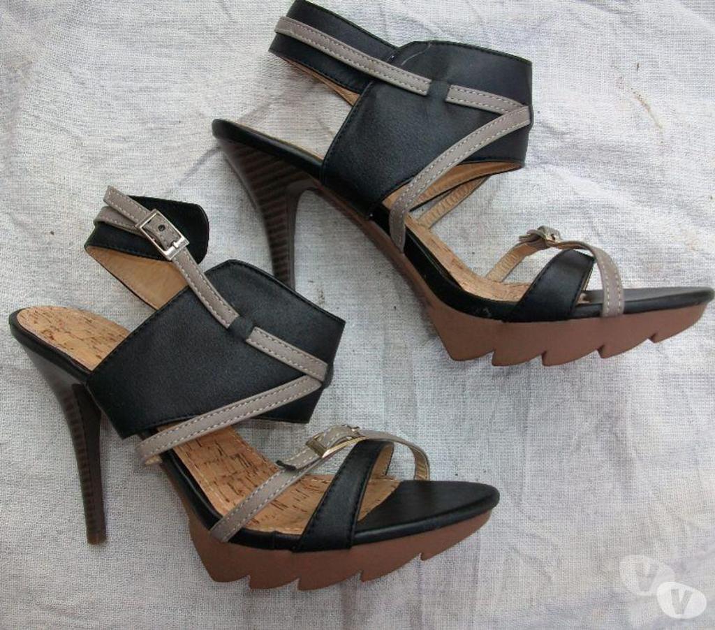 Chaussures Bas-Rhin Bouxwiller - 67330 - Photos Vivastreet Escarpins Noir laçage camel pt 39 talons 11 cm-neufs