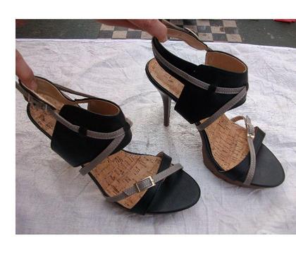 Chaussures Bouxwiller Bas-Rhin - Photos Vivastreet Escarpins Noir laçage camel pt 39 talons 11 cm-neufs