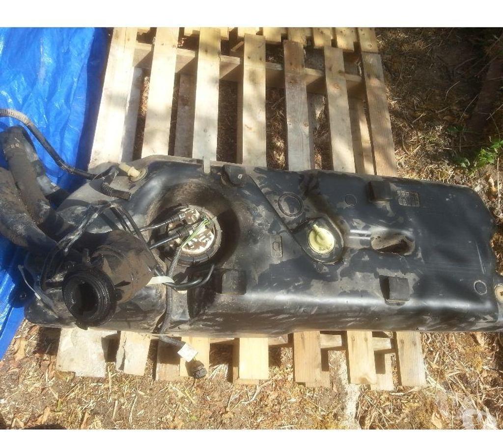 Pièces et services auto Seine-et-Marne Montceaux les Provins - 77151 - Photos Vivastreet réservoir xsara picasso