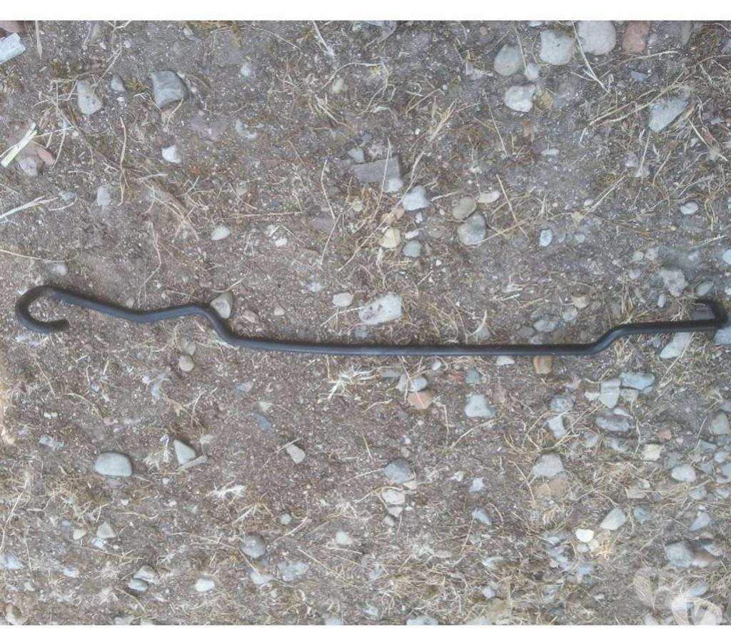 Pièces et services auto Seine-et-Marne Montceaux les Provins - 77151 - Photos Vivastreet xsara picasso maintien capot 