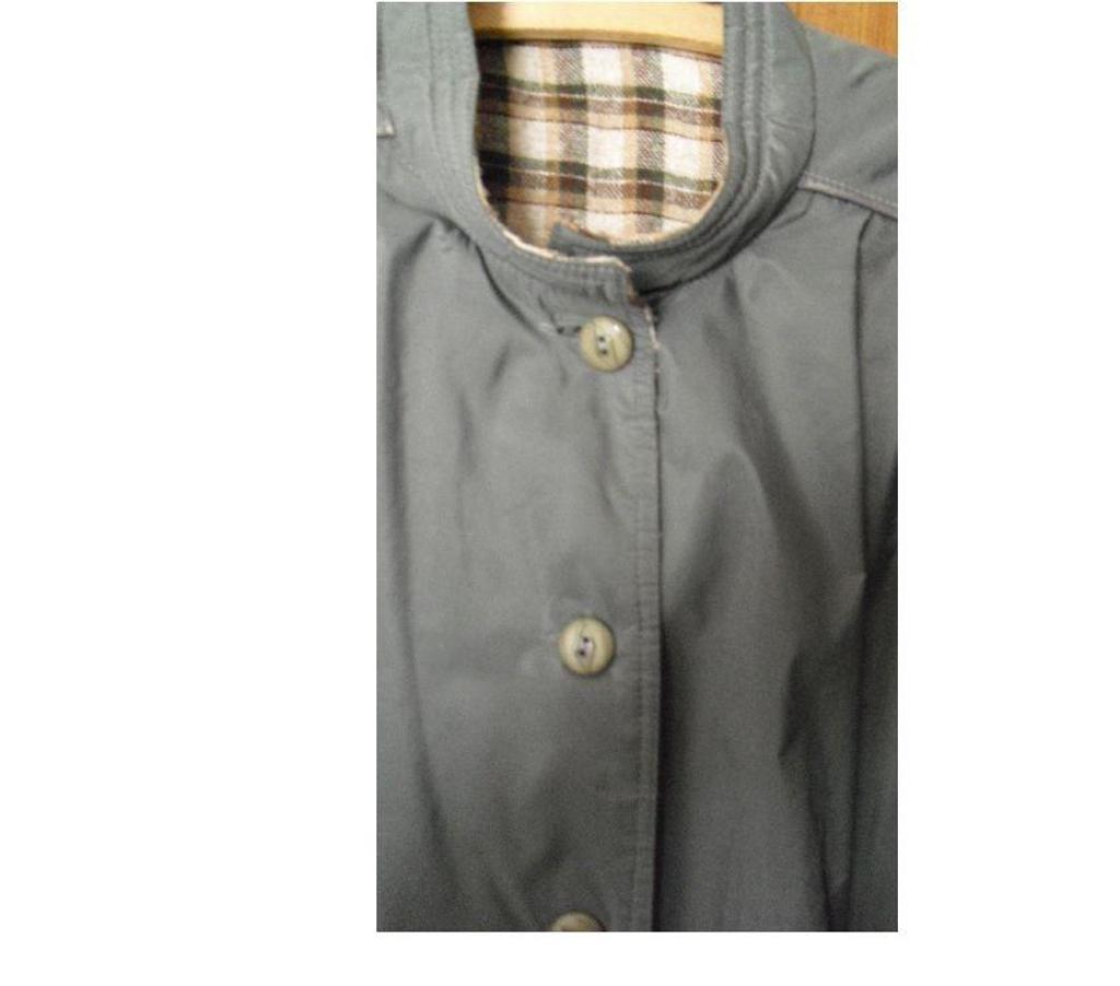 Vêtements occasion Pas-de-Calais Noyelles Godault - 62950 - Photos Vivastreet imperméable femme 