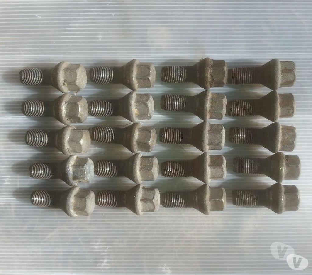 Pièces et services auto Seine-et-Marne Montceaux les Provins - 77151 - Photos Vivastreet renault espace 3 goujon de roue