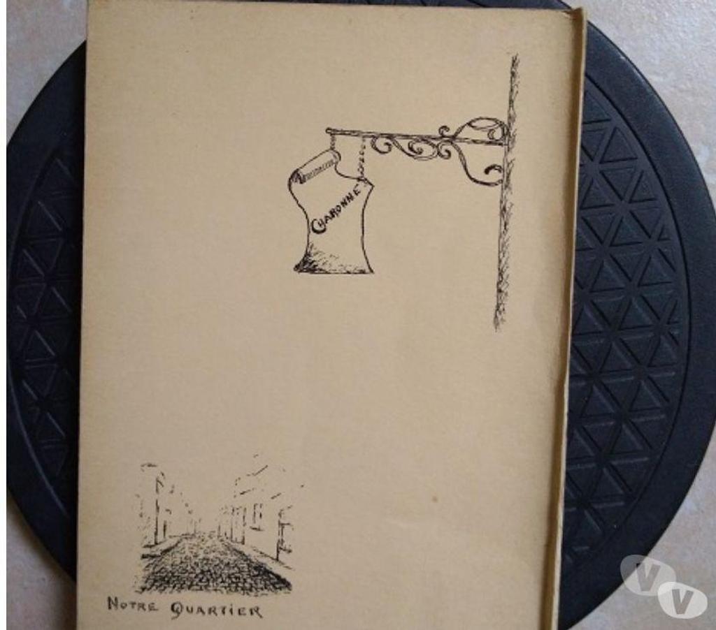 Livres occasion Var Bormes les Mimosas - 83230 - Photos Vivastreet Livre ancien "CHARONNE, notre quartier" (1965)