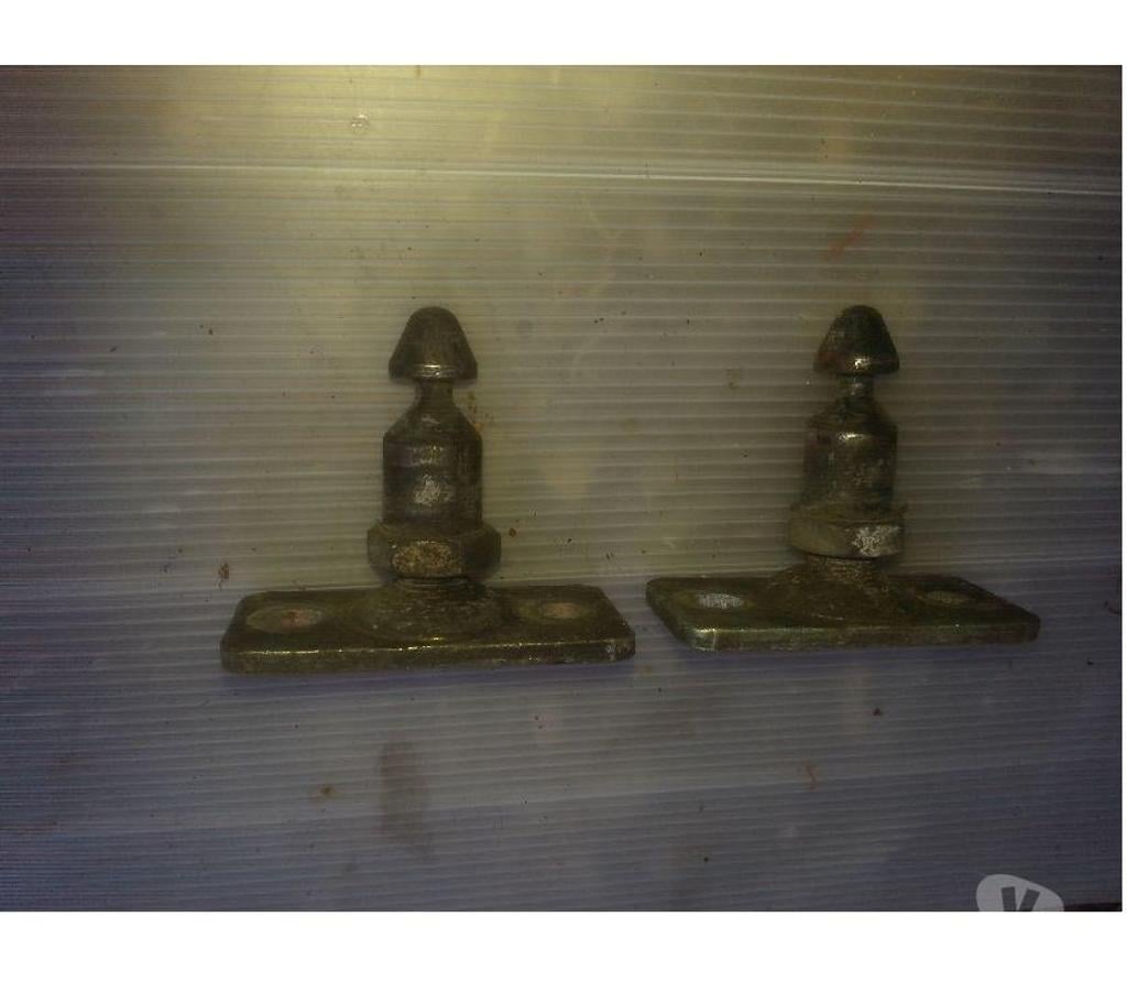 Pièces et services auto Seine-et-Marne Montceaux les Provins - 77151 - Photos Vivastreet renault espace 3 fixation vérin coffre 