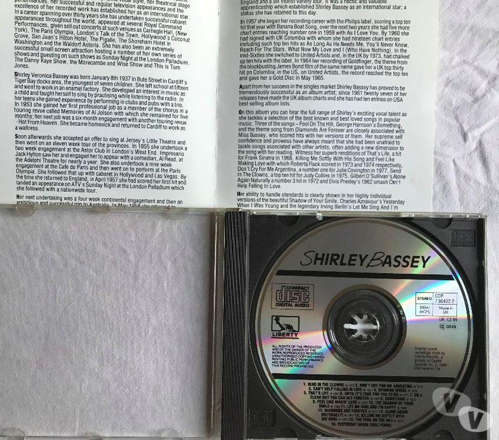 CDs Hauts-de-Seine Antony - 92160 - Photos Vivastreet CD Shirley Bassey Let Me Sing And I'm Happy